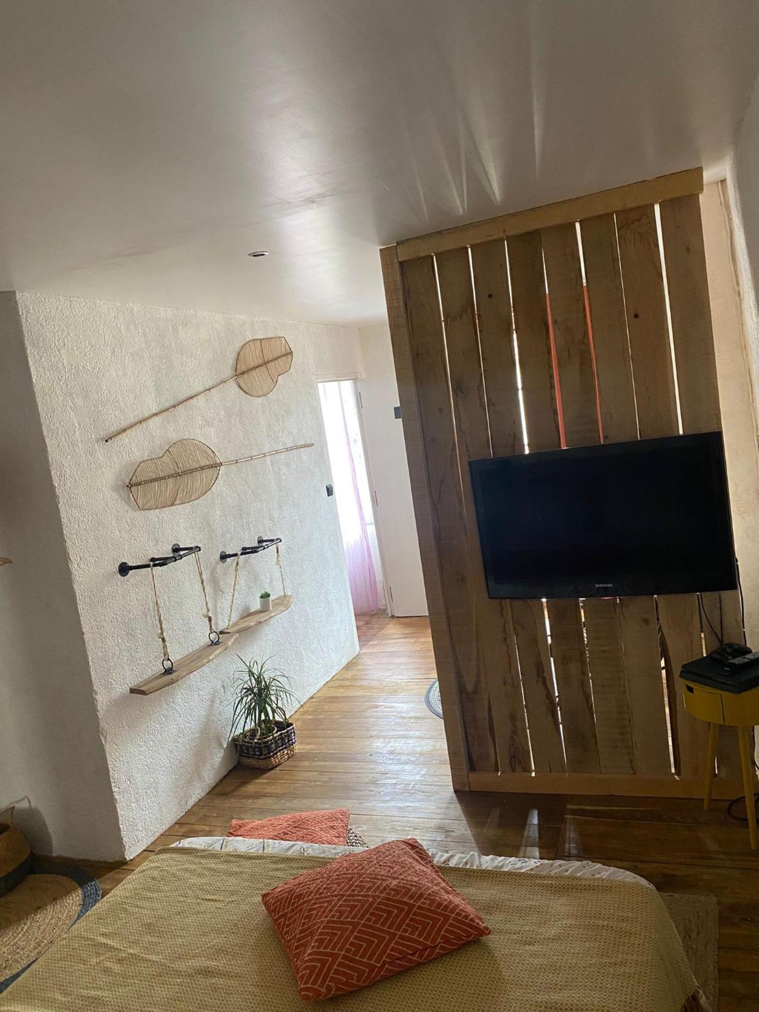 La Maison Du Commandeur Maine-de-Boixe Bagian luar foto